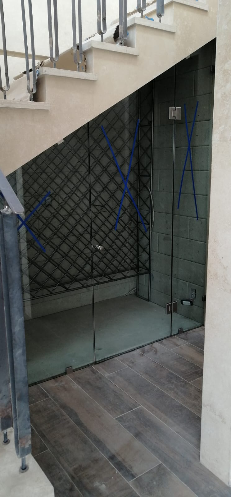 Fotografía adicional de Canceles de Baño y Comerciales
