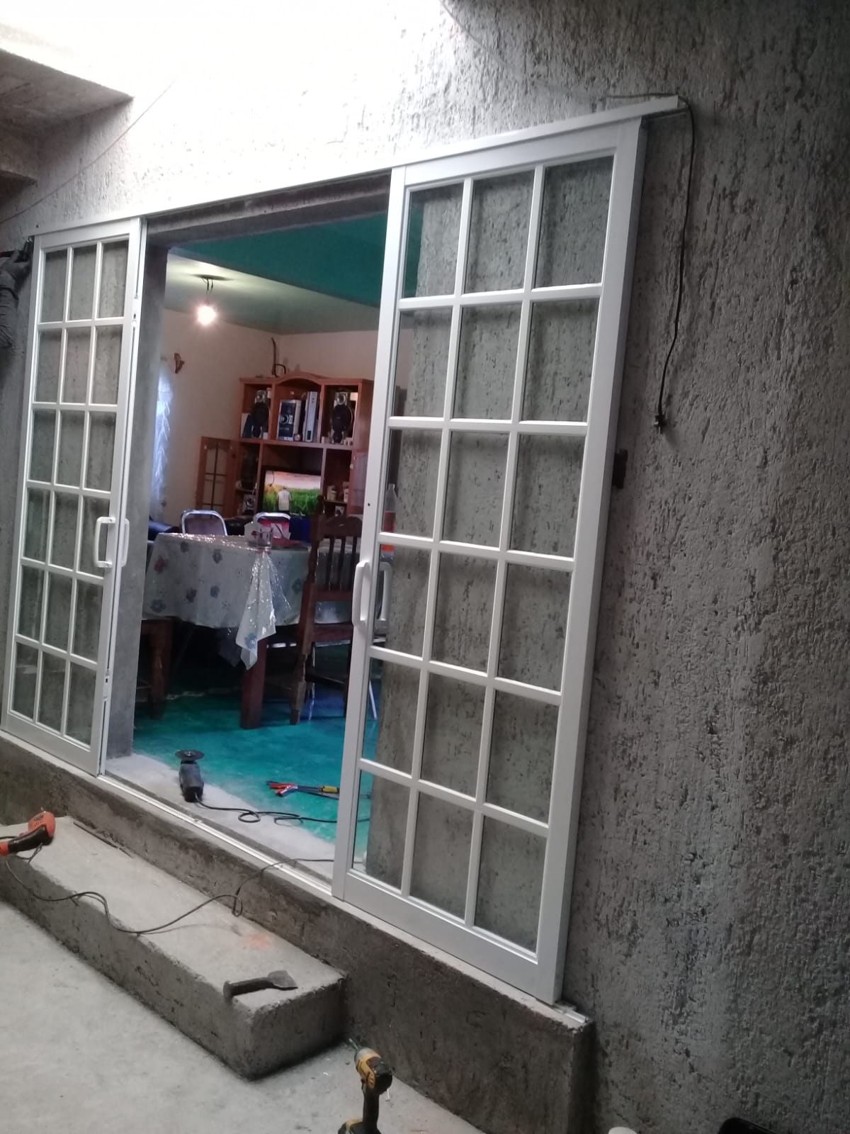 Puertas de Aluminio y Cristal - Fotografía 4
