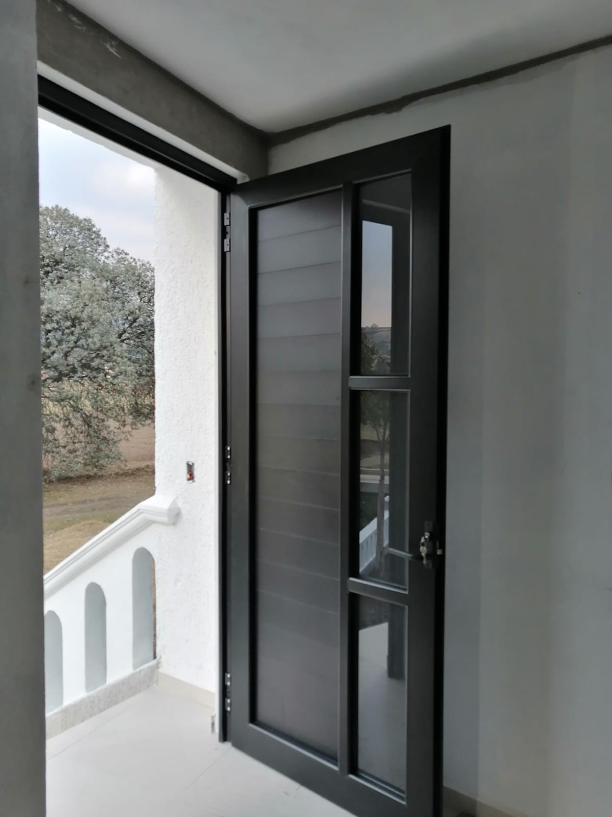 Puertas de Aluminio y Cristal - Fotografía 15