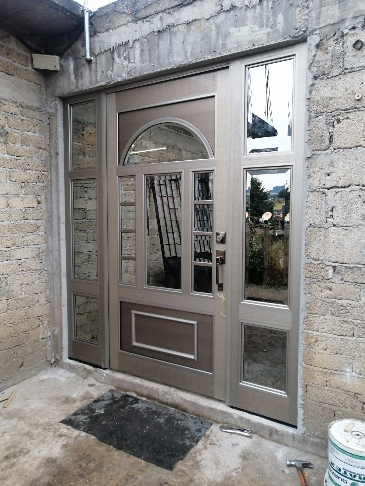 Puertas de Aluminio y Cristal - Fotografía 28